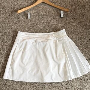 Lole White Circle Skirt with Pleated Side Panel